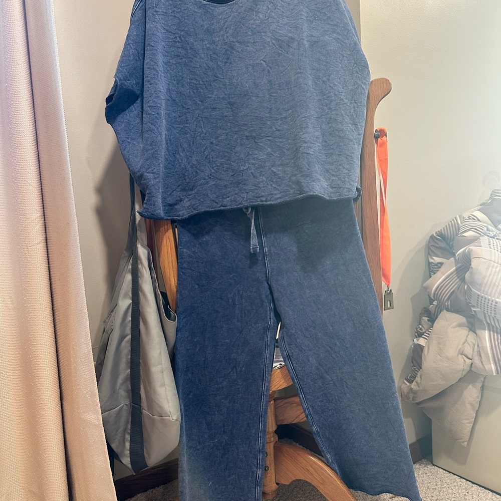 Frank & Eileen Navy/Denim Look Travel Set